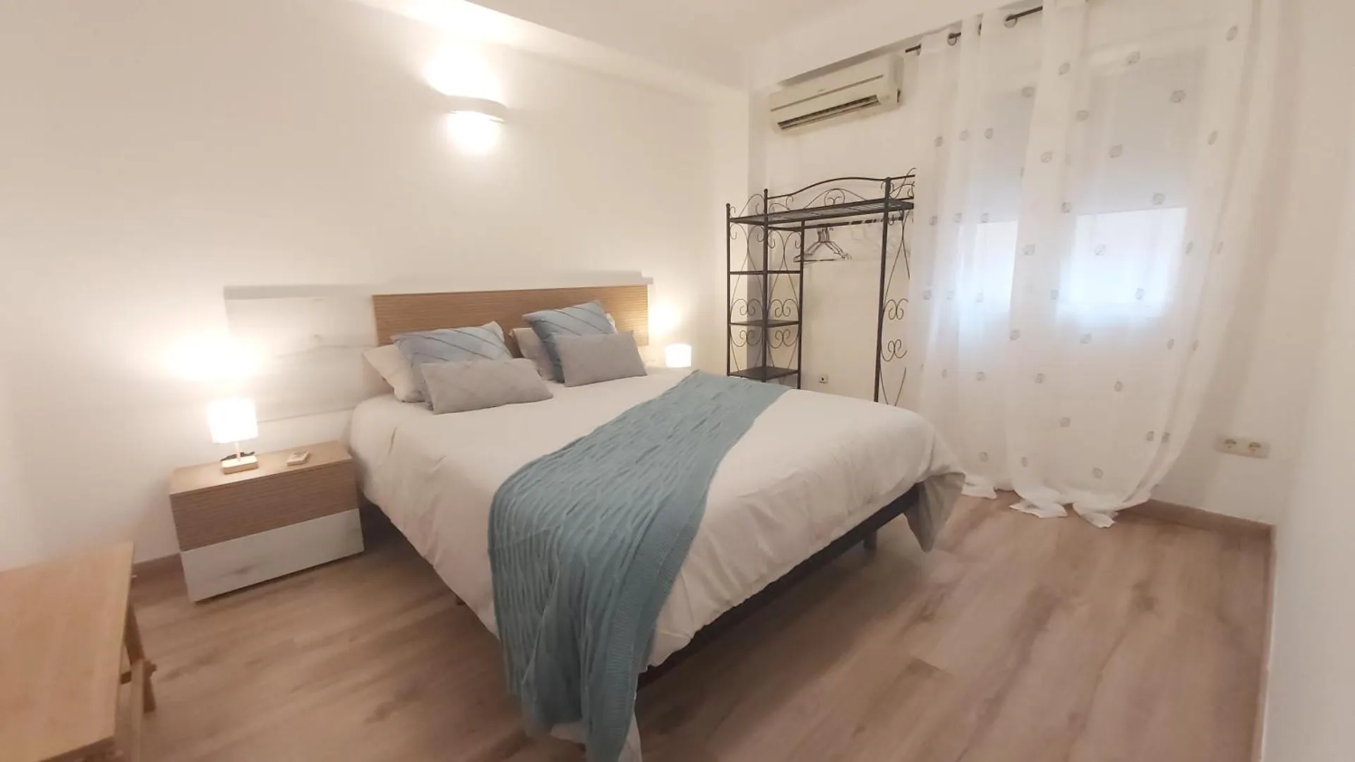 말라가 Del Parque Flats Alemania Soho 아파트